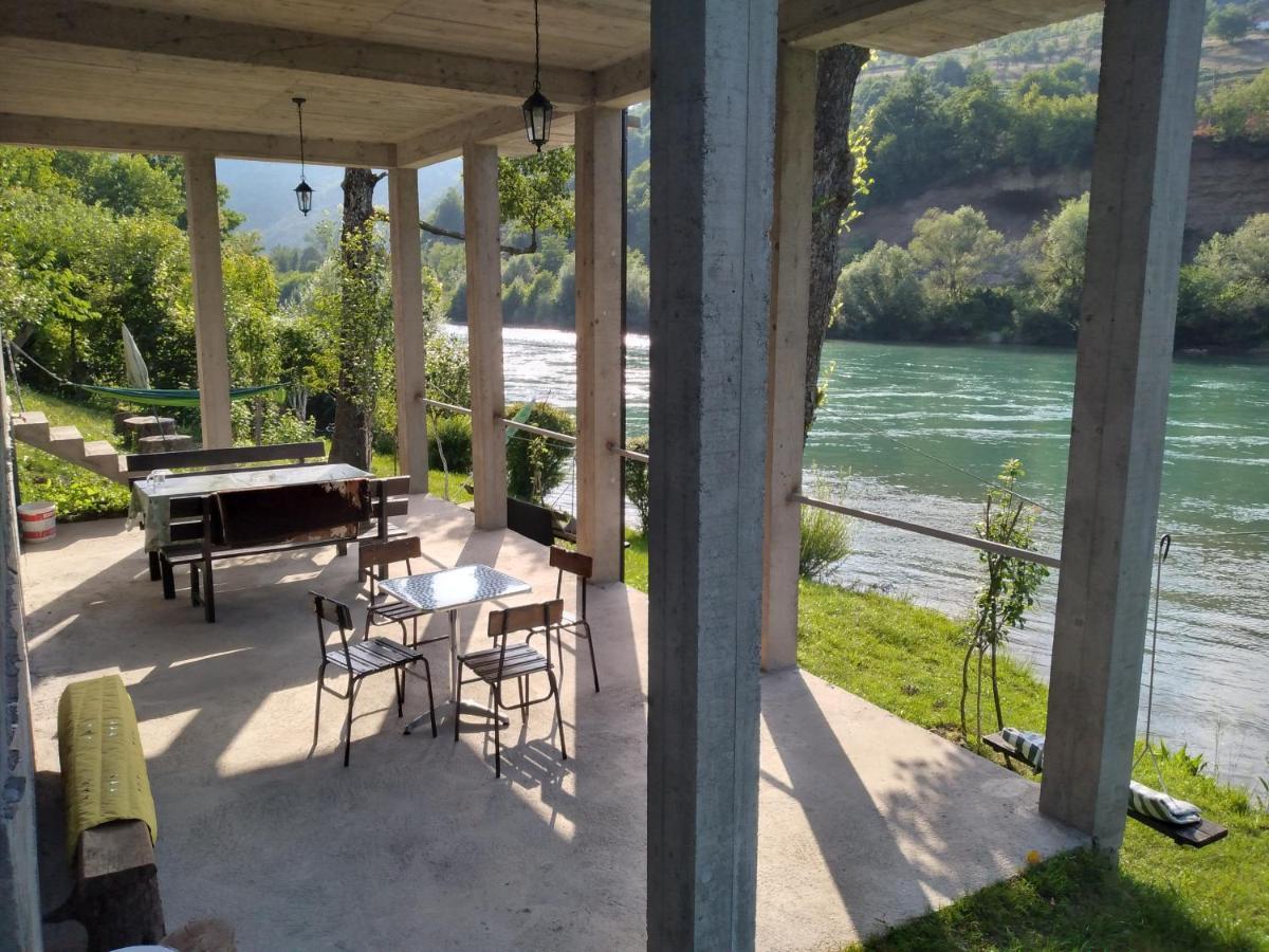 Prenociste Na Drini Foca Acomodação com café da manhã Exterior foto