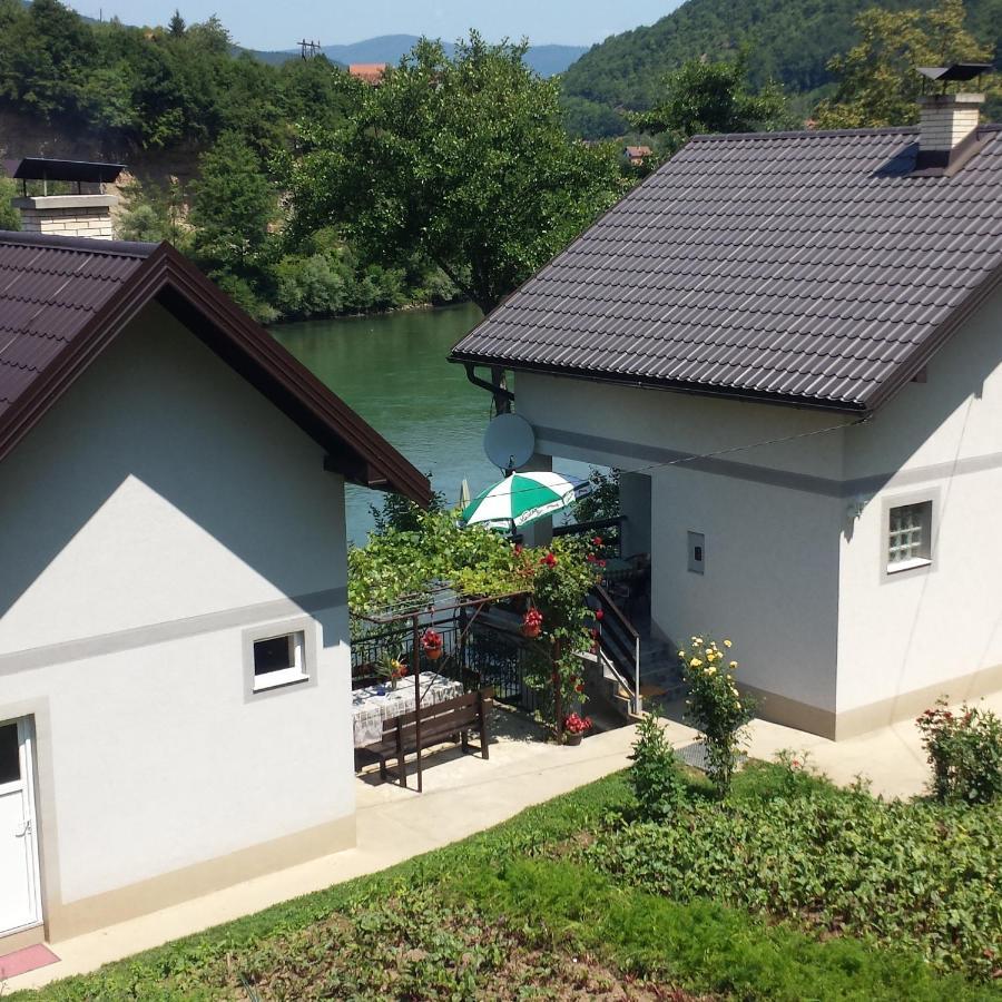 Prenociste Na Drini Foca Acomodação com café da manhã Exterior foto
